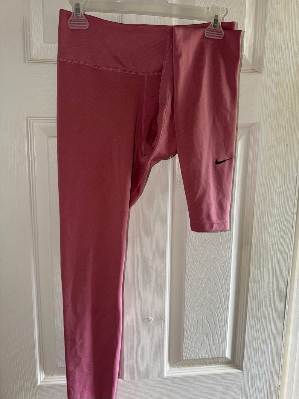 Nike Women's Dry Fit Pink Performance Leggings Size Medium